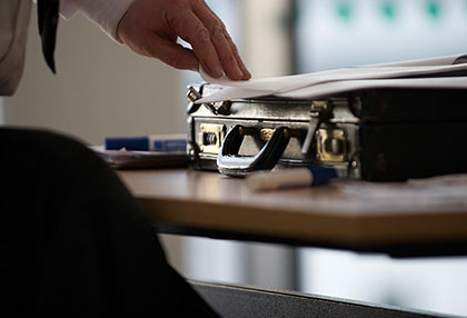 Адвокат по возврату долгов